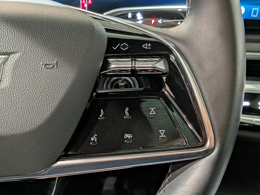 Cadillac LYRIQ 4dr Tech w/1SA 2024 Gris Val-David - photo #15