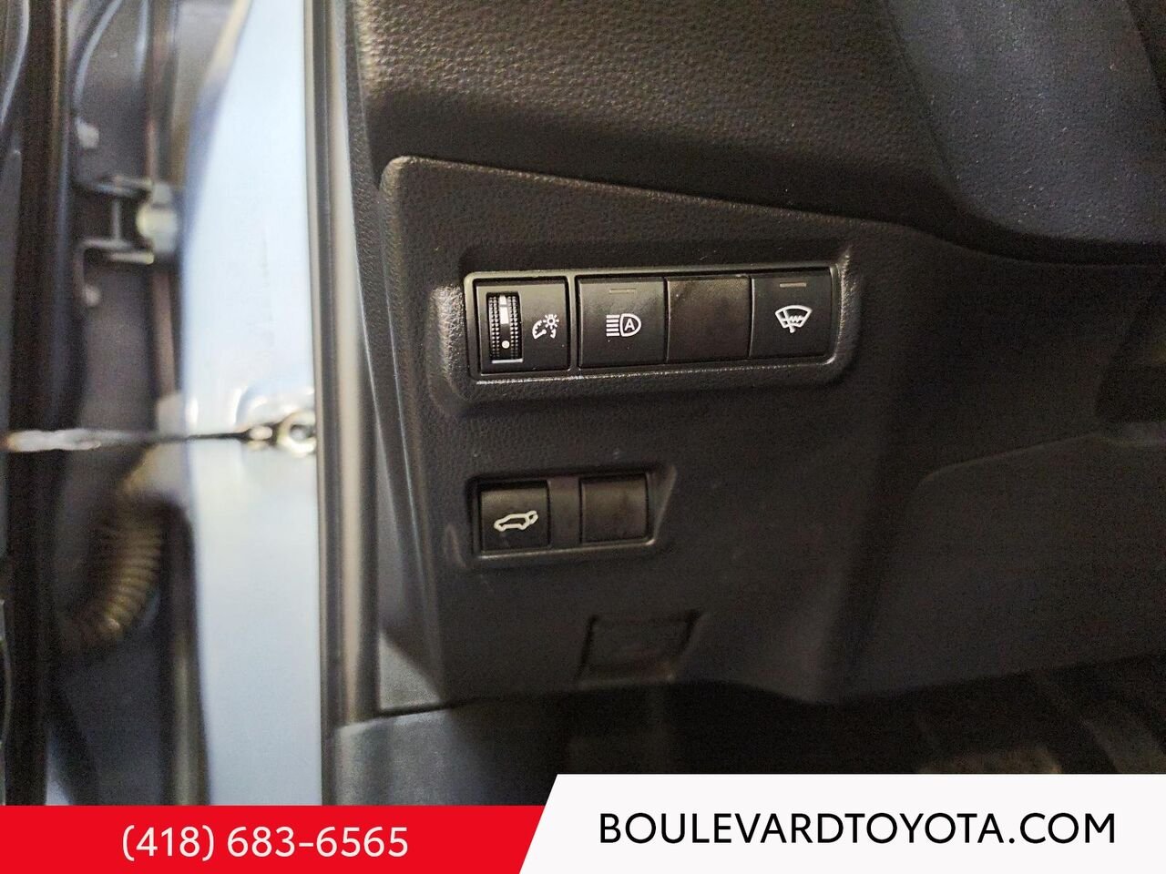 2022 Toyota Corolla Cross 99846A-97 | XLE, AWD Blue Québec - photo #13