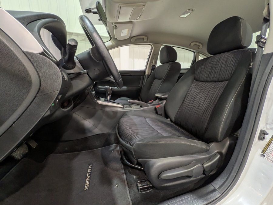 2019 Nissan Sentra White