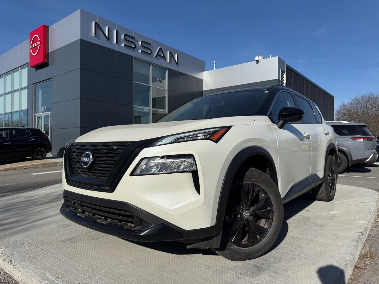 2023 Nissan Rogue SV Édition de minuit TI White Châteauguay - photo #0
