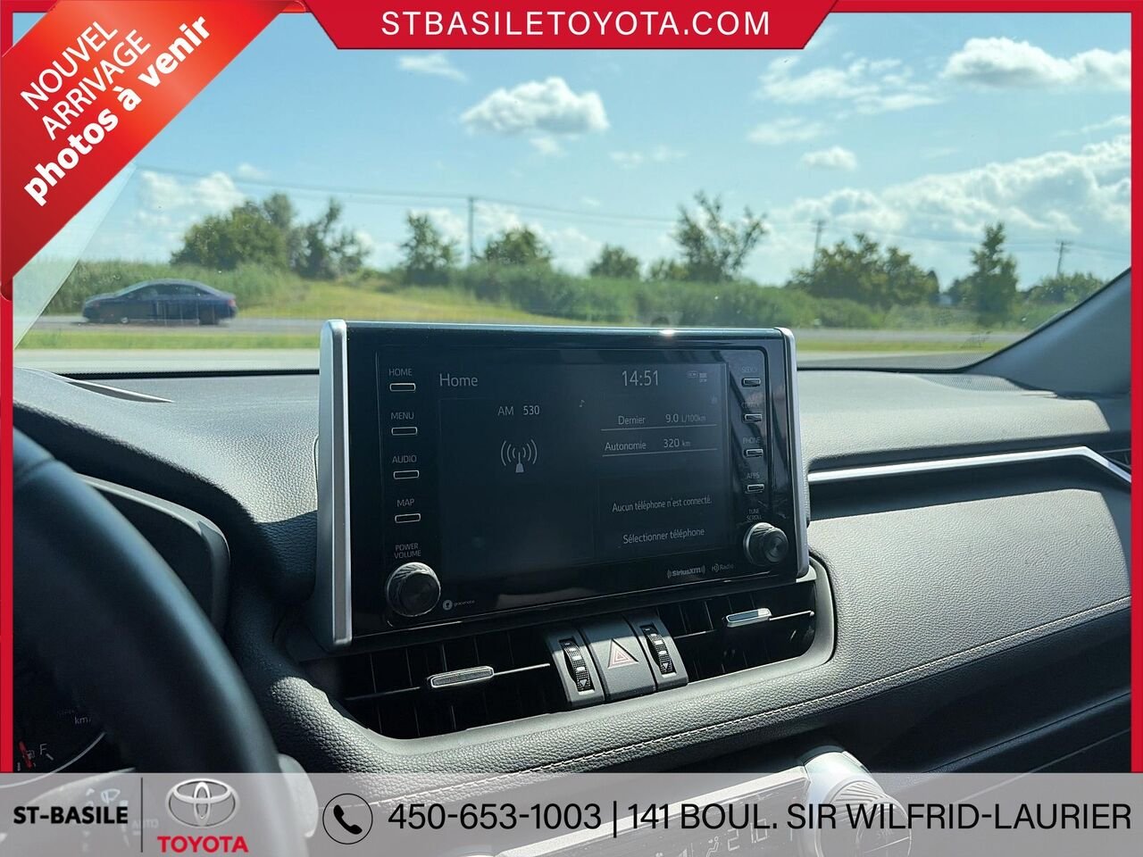 TOYOTA RAV4 2022 Argent Saint-Basile-le-Grand - photo #8