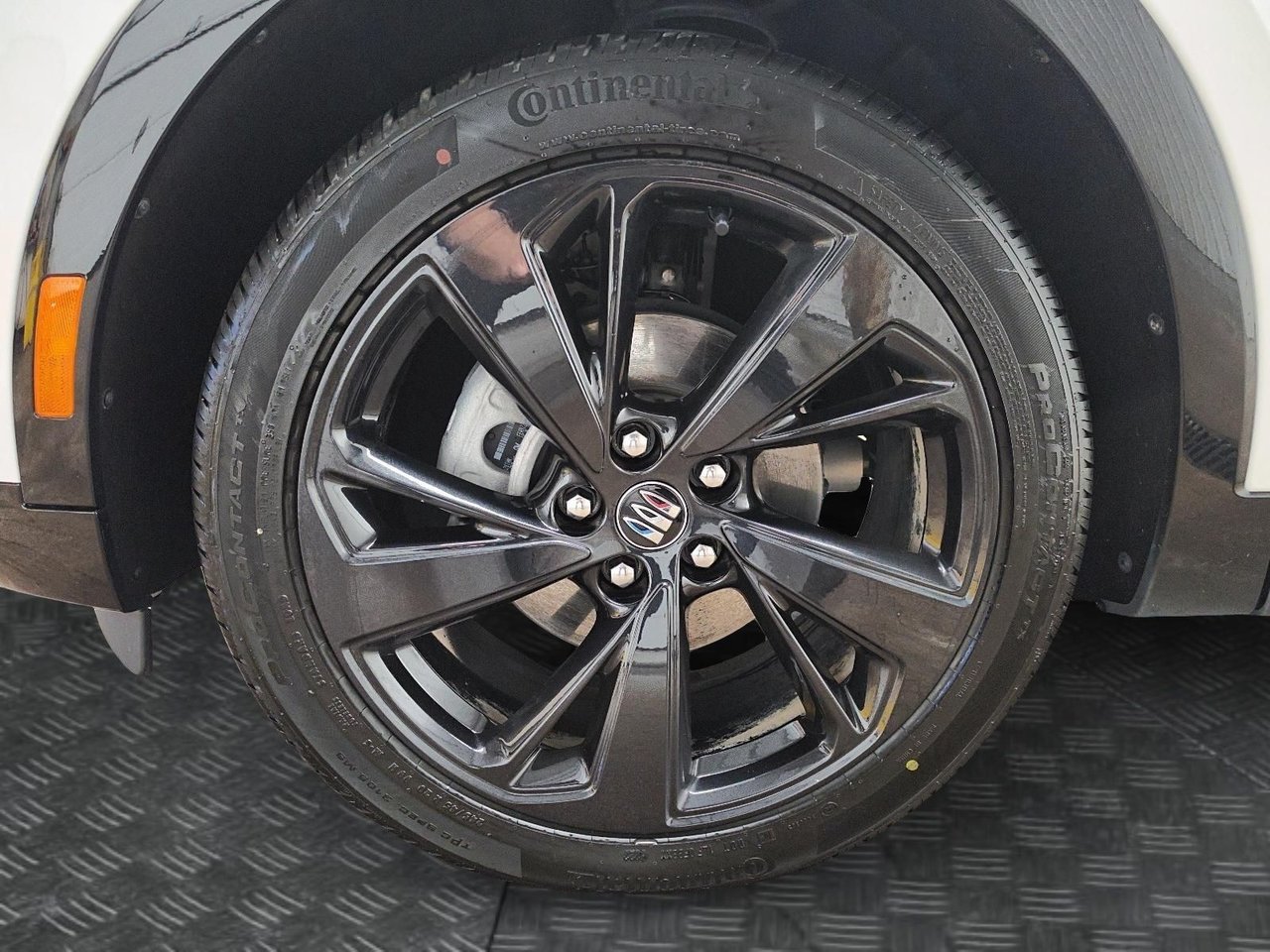Buick ENVISION NIV LRBFZPE41RD067540 2024 Chicoutimi - photo #6