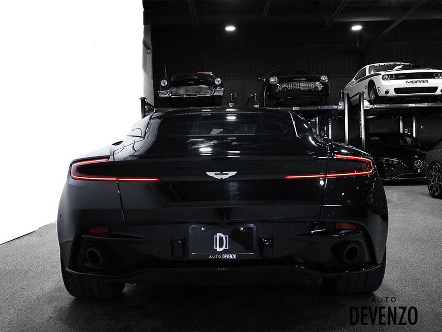 Aston Martin DB11 2017 2017 Noir
