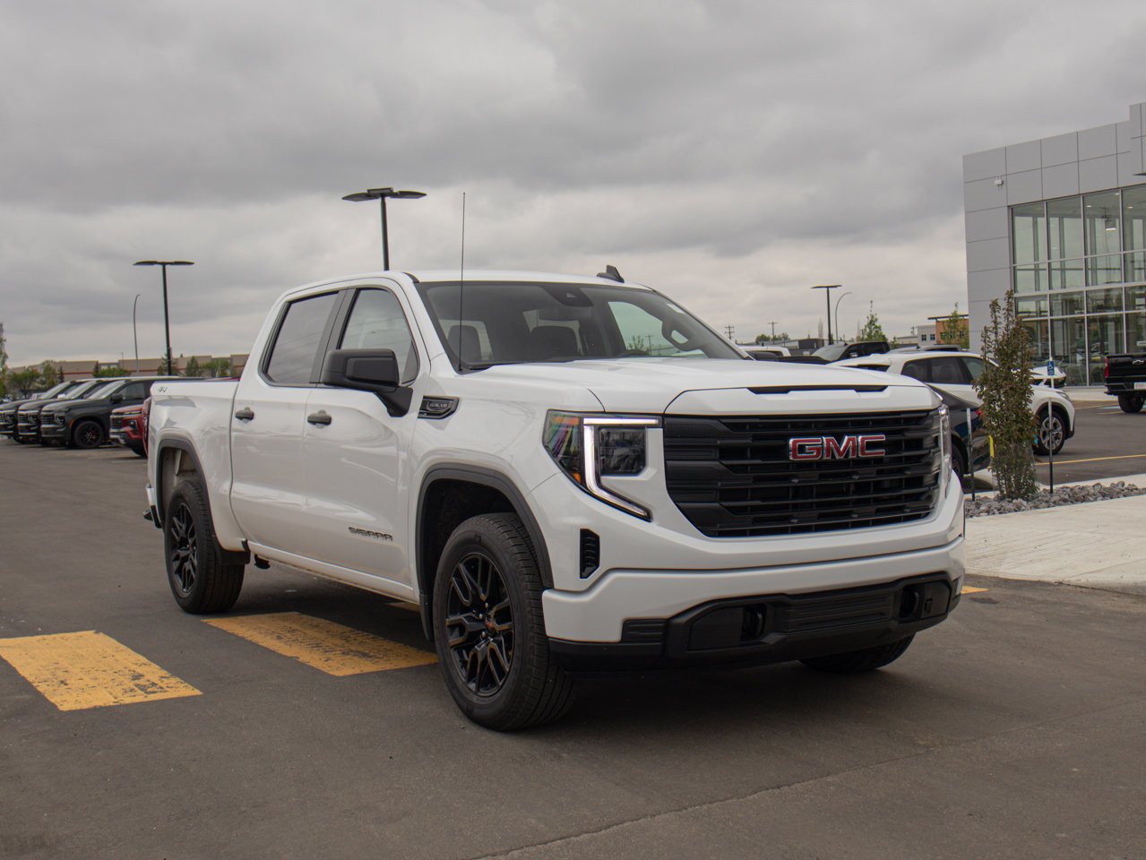 2024 GMC Sierra 1500 4WD Crew Cab 147 Pro White Sherwood Park - photo #12