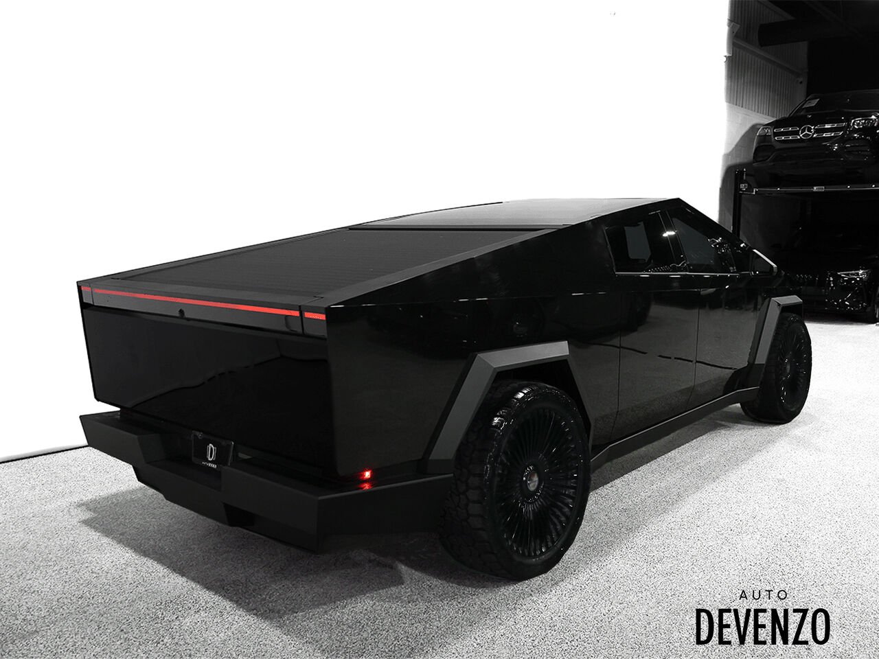 2024 Tesla Cybertruck Silver Saint-Eustache - photo #2