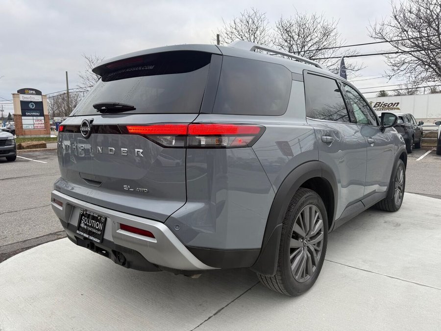 Nissan Pathfinder 2024 Gris