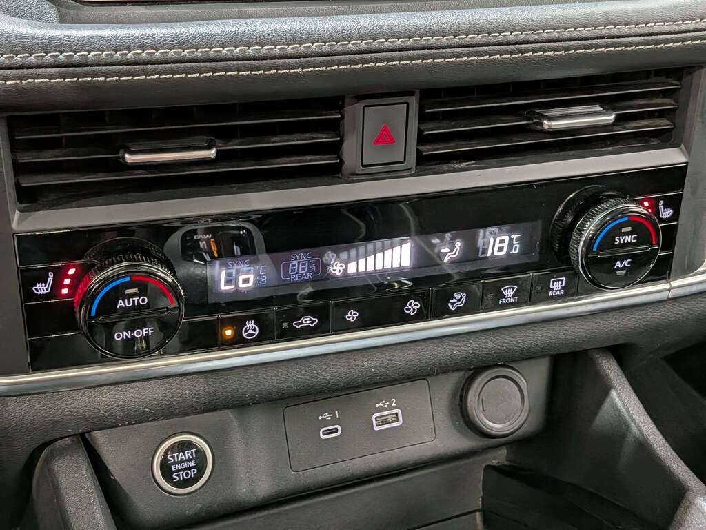 2023 Nissan Rogue AWD SV Moonroof Black Val-David - photo #25