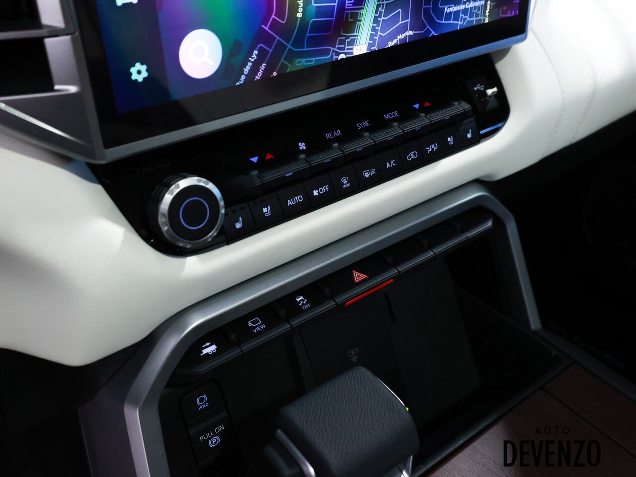 Toyota Sequoia 2025 Noir Saint-Eustache - photo #19