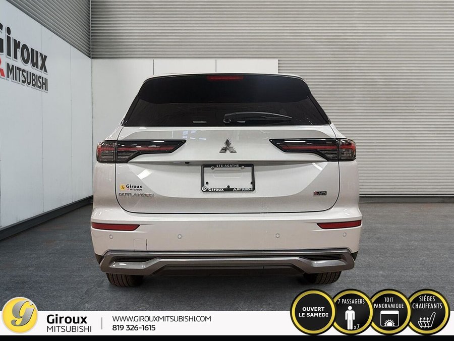2026 MITSUBISHI Outlander LE S-AWC White Diamond