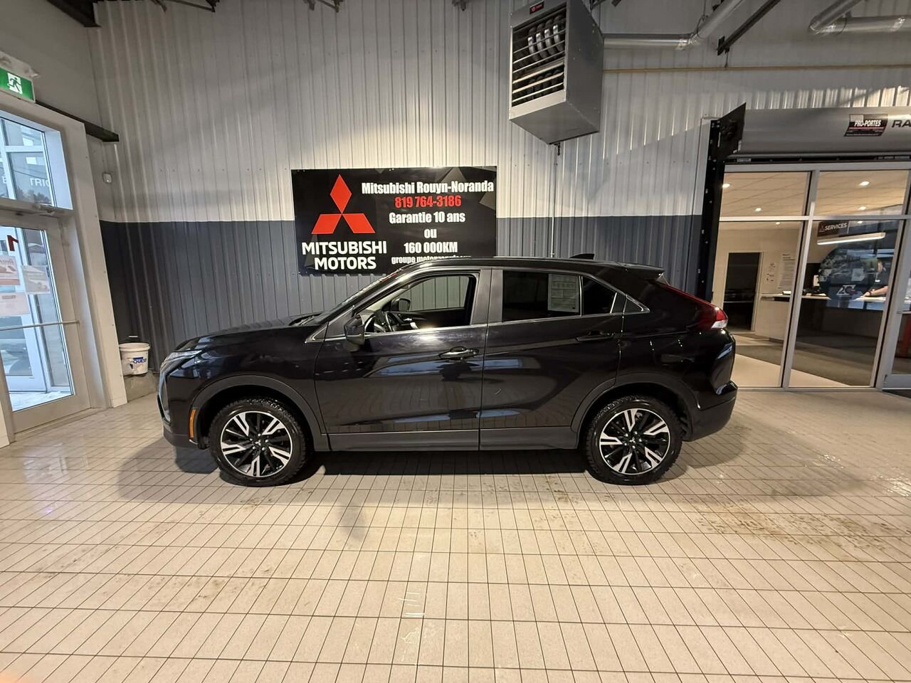 2023 Mitsubishi Eclipse Cross Black Rouyn-Noranda - photo #4