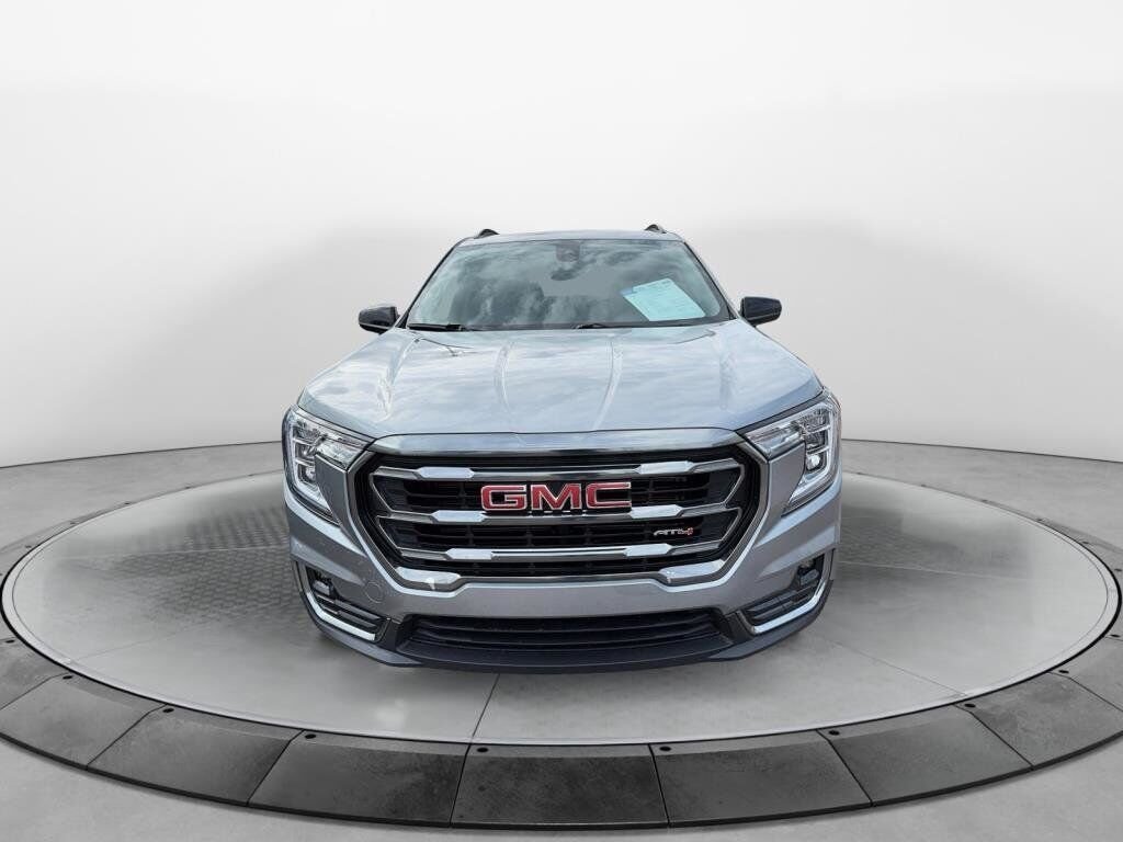 GMC Terrain NIV 3GKALYEGXPL208579 2023 Gris Baie-Comeau - photo #1