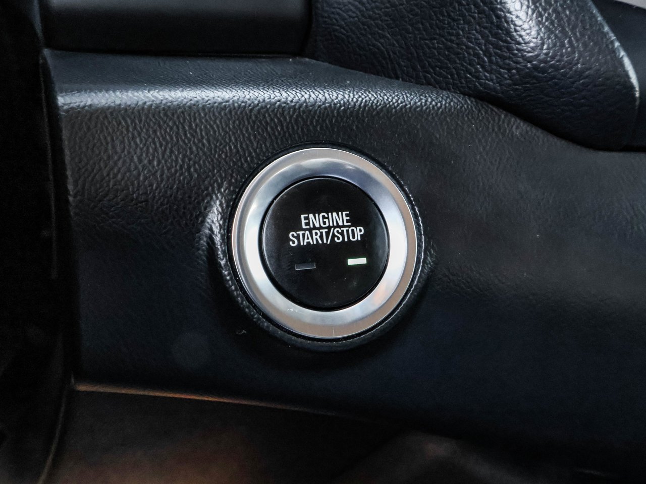 2022 GMC Terrain AWD 4dr AT4 White Sherwood Park - photo #25