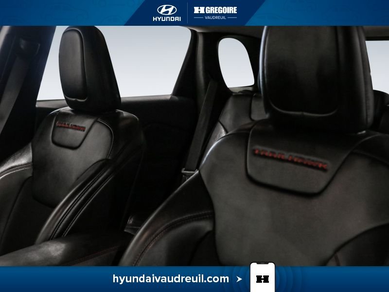 Jeep Cherokee 2019 Noir Blainville - photo #13