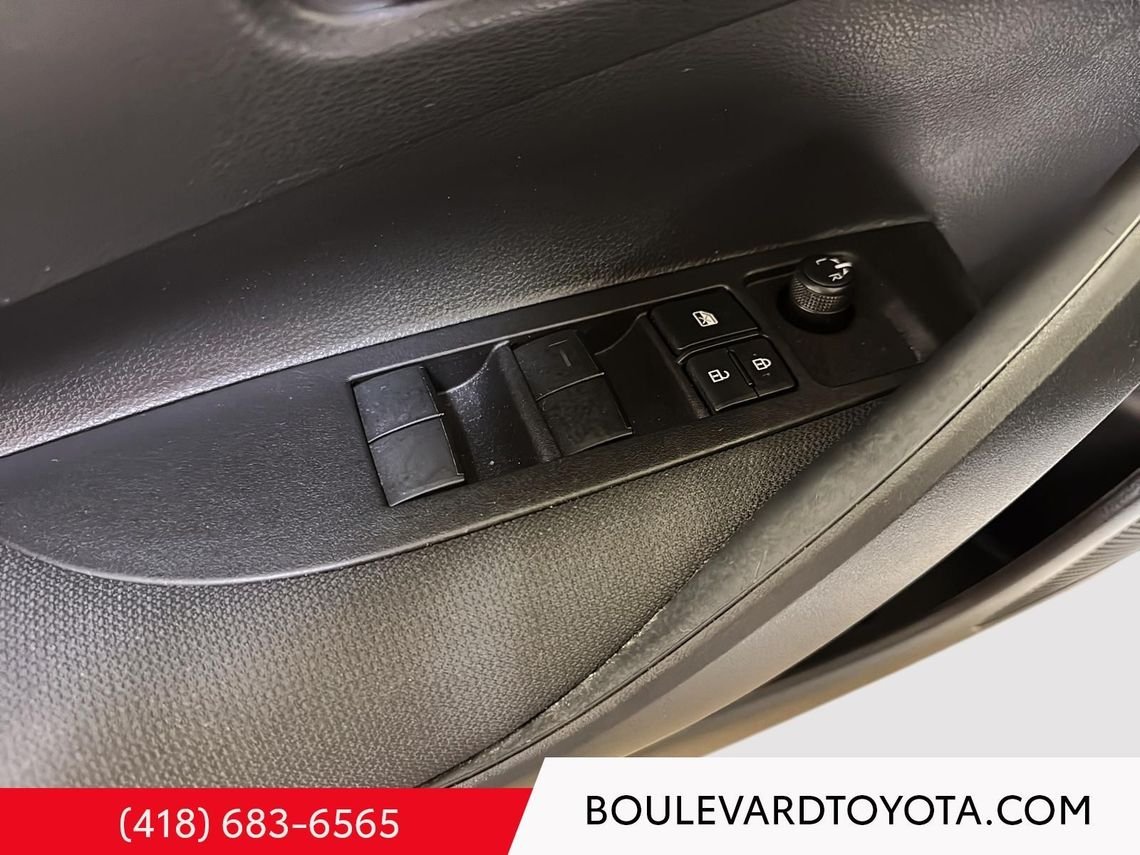 Toyota Corolla 531689-75 | LE HYBRIDE, AWD 2025 Blanc Québec - photo #8