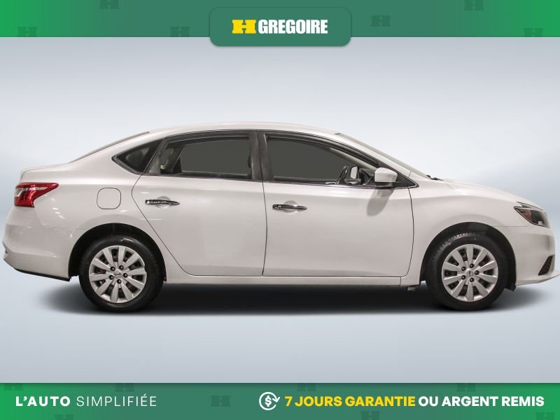 Nissan Sentra 2019 Blanc Laval - photo #10
