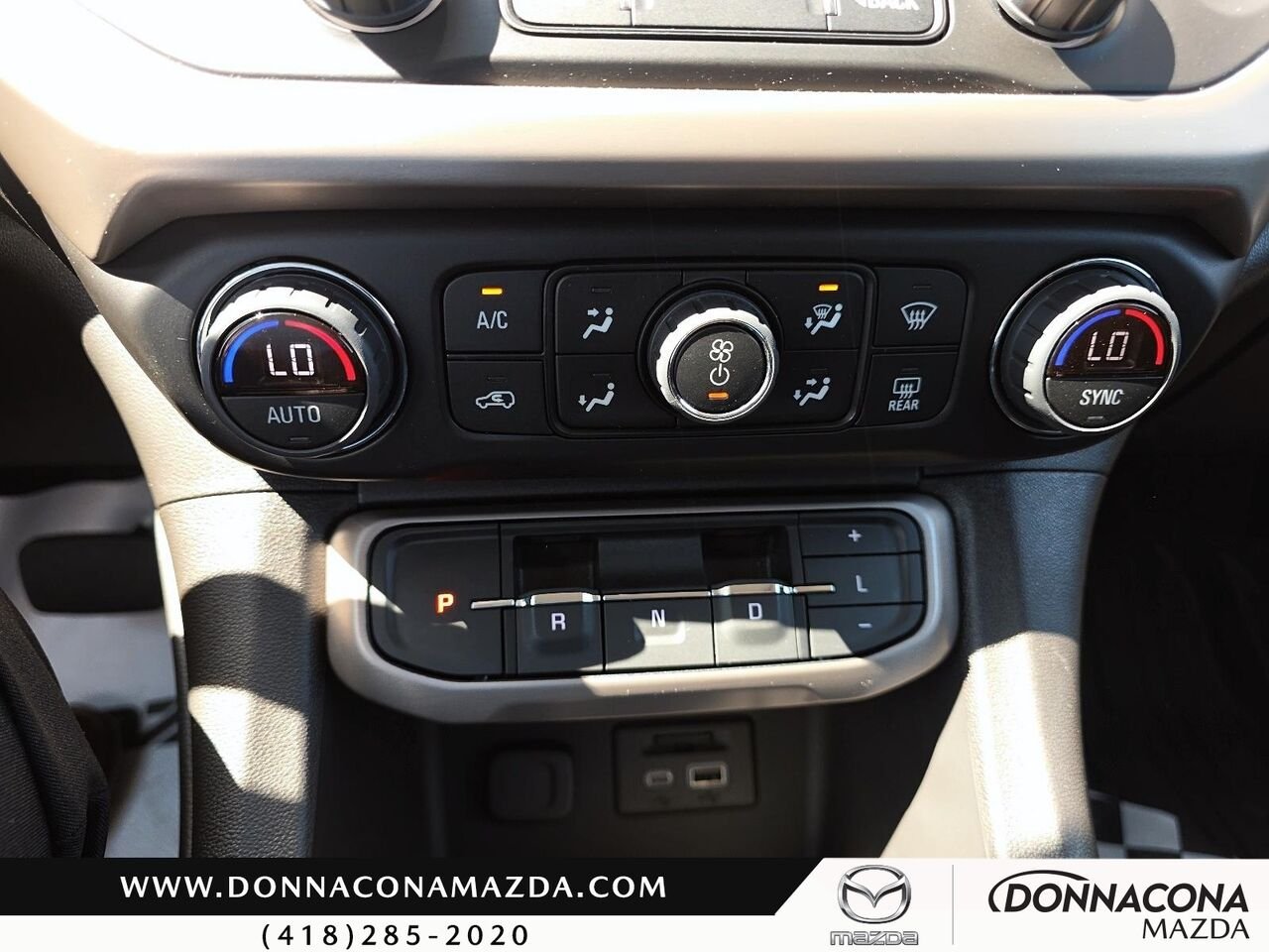 GMC Acadia 2023 Blanc Donnacona - photo #17