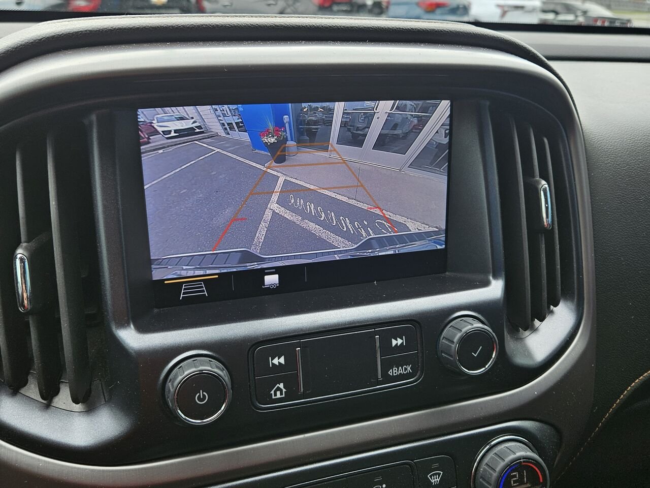GMC Canyon AT4 cabine multiplace 4RM 141 po avec tissu 2022 Blanc Thetford Mines - photo #8