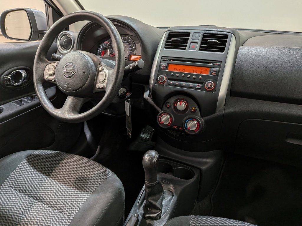 Nissan Micra 4dr HB Man SV 2015 Gris Val-David - photo #17