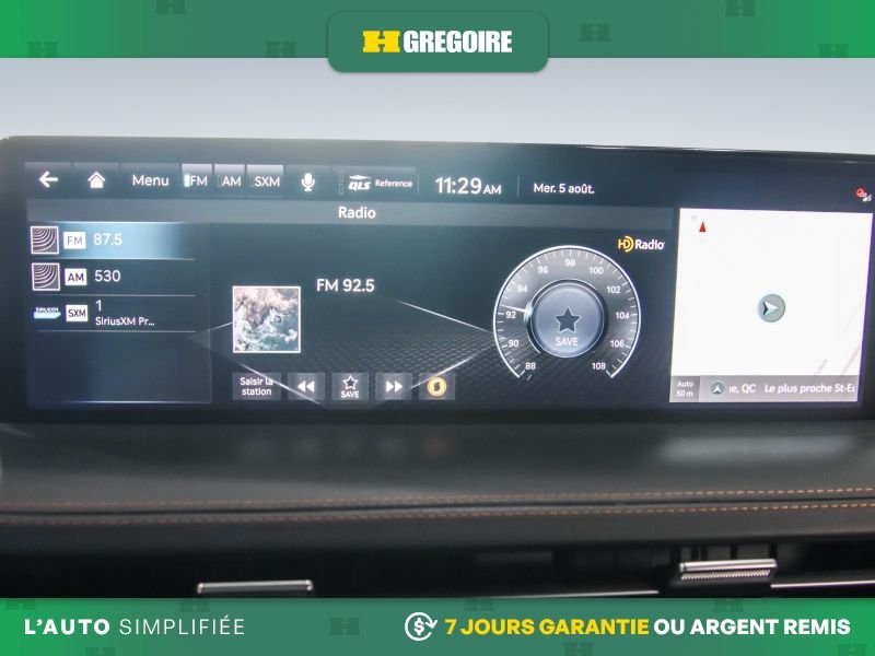 2023 Genesis GV70 White Laval - photo #11