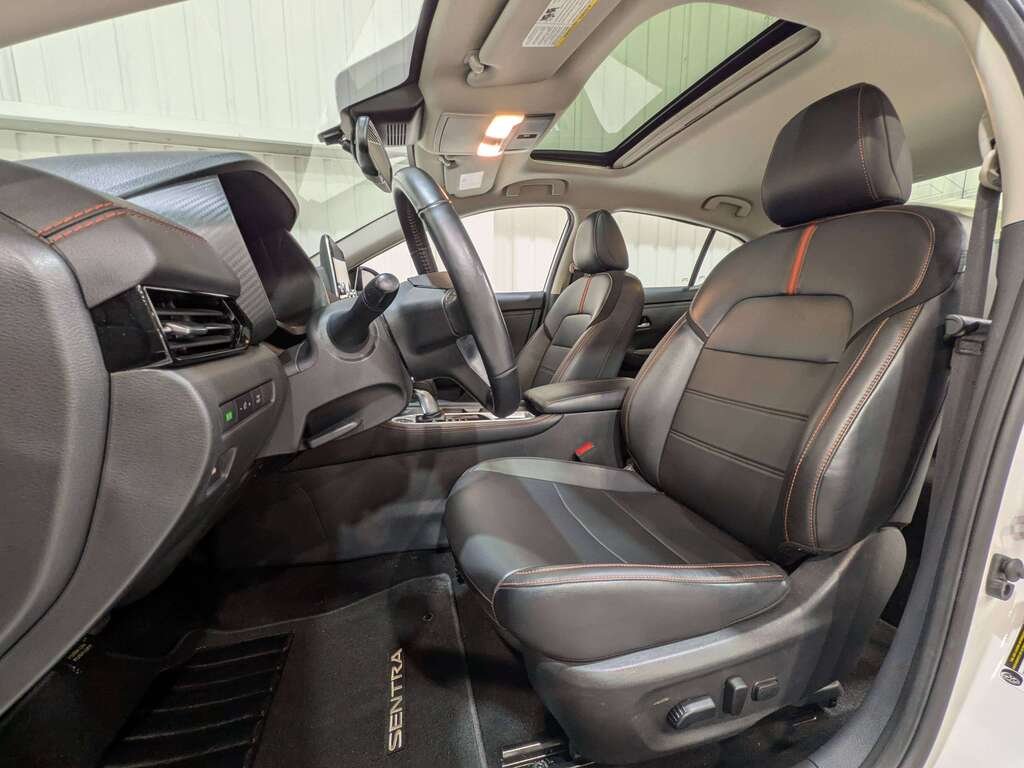 2024 Nissan Sentra SR Manual White Val-David - photo #1