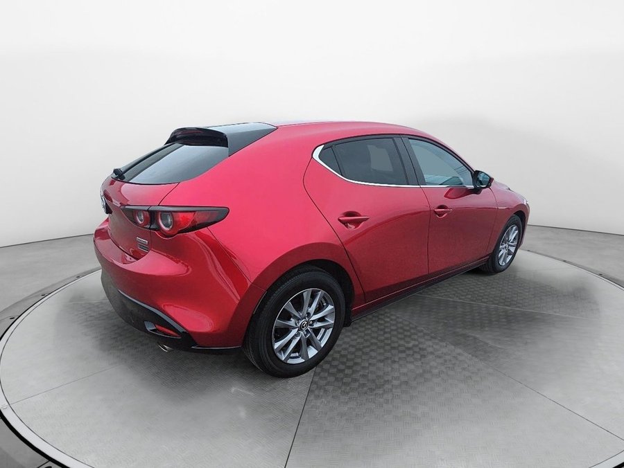 2022 Mazda Mazda3 Sport 2022 Red