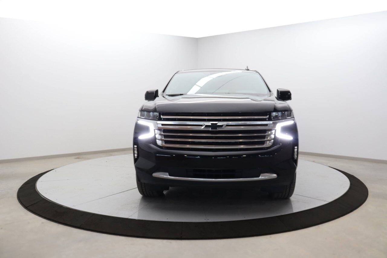 Chevrolet Suburban NIV 1GNSKGKT4PR480429 2023 Noir Baie-Comeau - photo #21