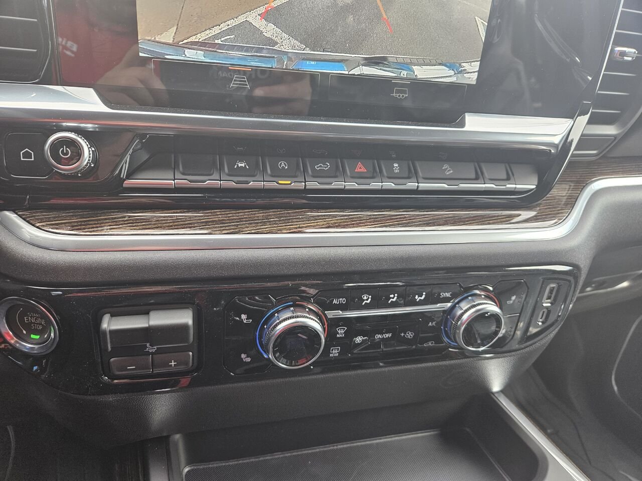 2026 GMC Sierra 1500 Elevation cabine multiplace 4RM 157 po Summit White Thetford Mines - photo #12