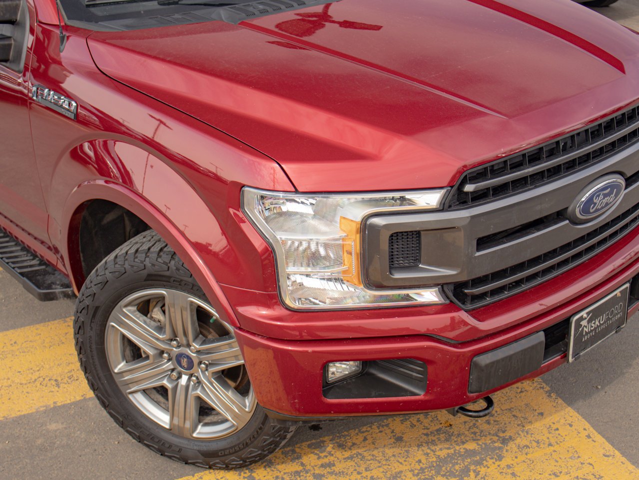 2018 Ford F-150 XLT 4WD SuperCrew 5.5' Box Red Sherwood Park - photo #15