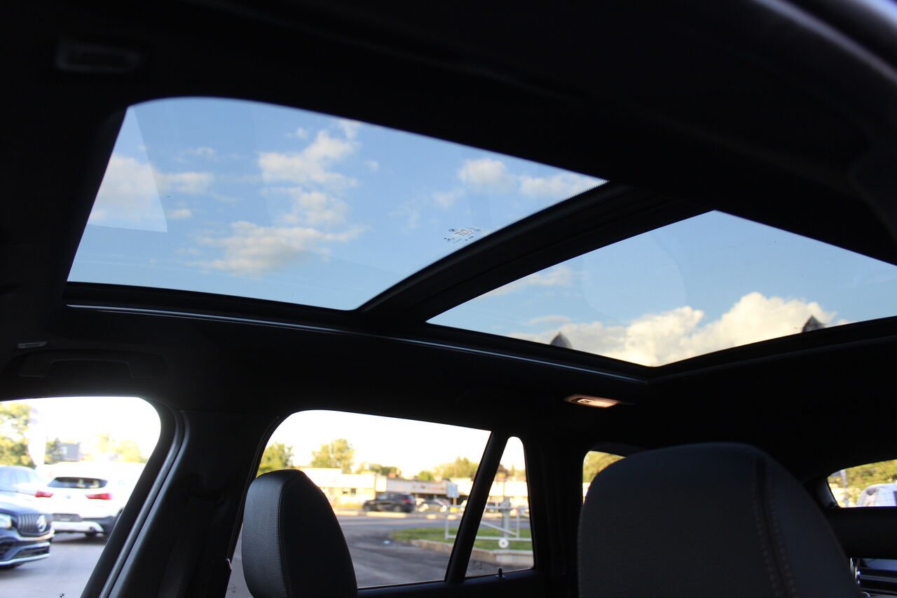 BMW X1 VIN: WBXJG9C02M5T13773 2021 Noir Sainte-Rose - photo #6