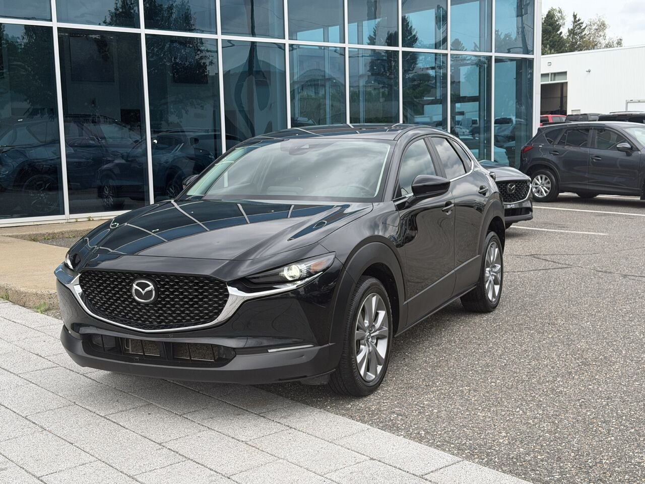 Mazda CX-30 2022 Noir Ste-Marie - photo #2
