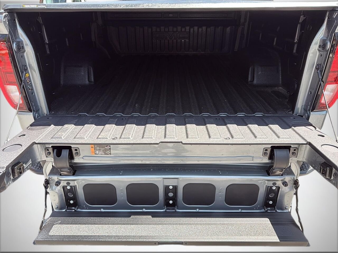 GMC Sierra 1500 ELEVATION 2026 STERLING METALLISE Saint-Hyacinthe - photo #16