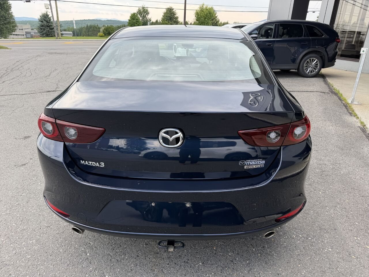 Mazda Mazda3 2025 Bleu Lac Mégantic - photo #3