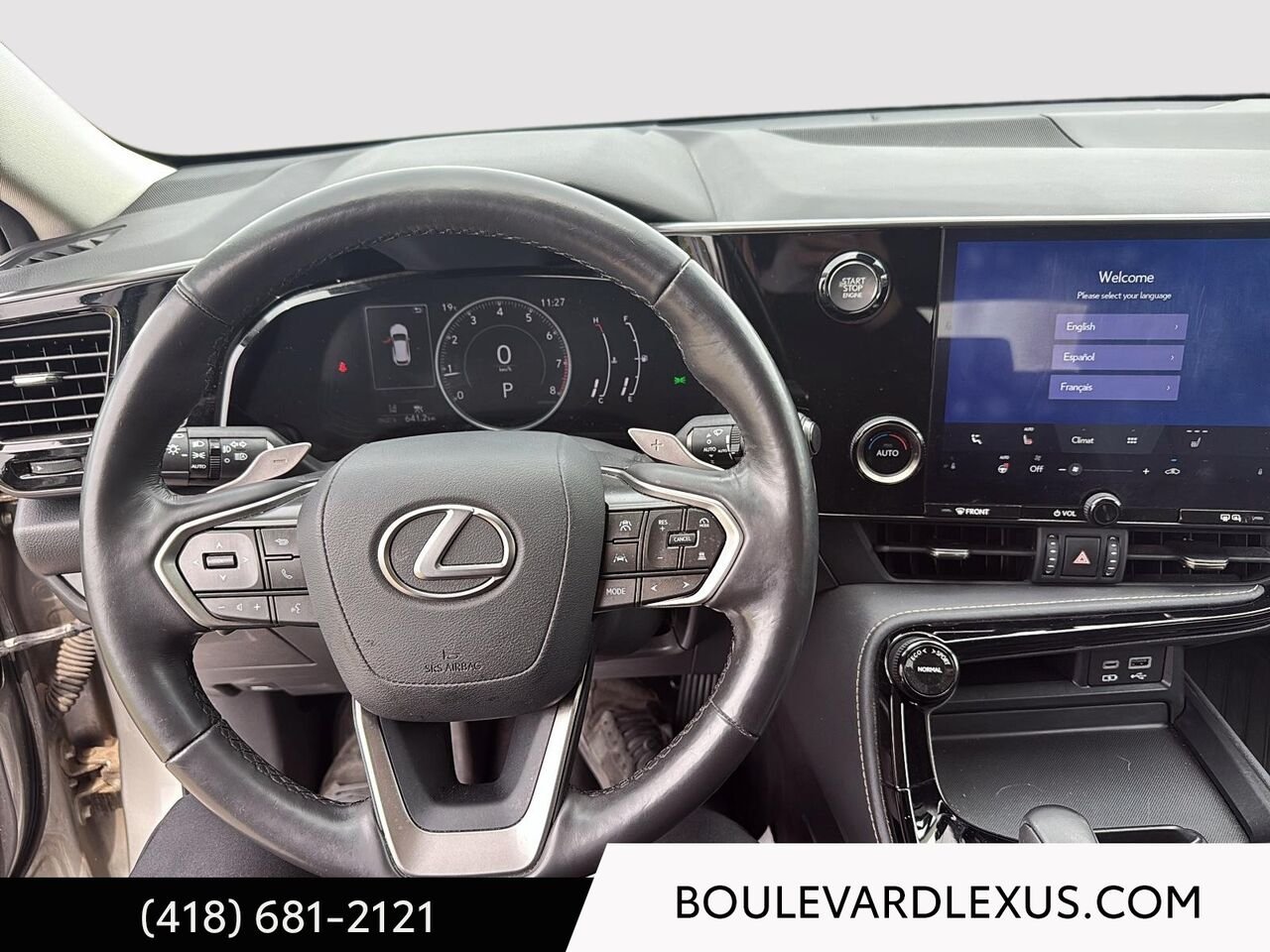 Lexus NX 19396A 2023 Argent Québec - photo #16
