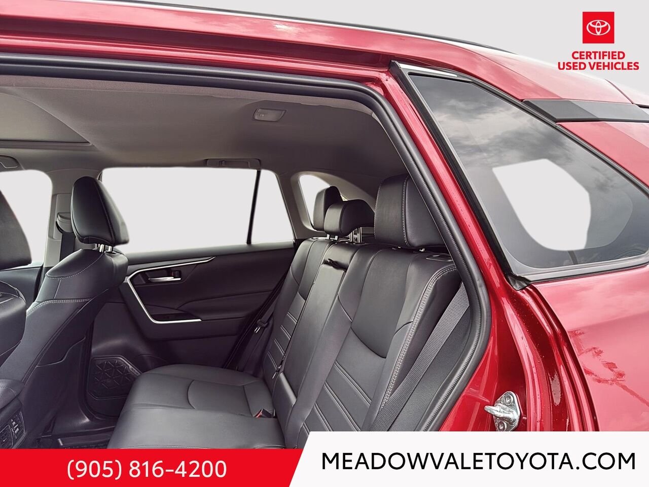 2023 Toyota RAV4 One Owner, Clean Car Fax, Power Sunroof, Power Trunk, Power Seat, Softex Leather Seating Red Mississauga - photo #19