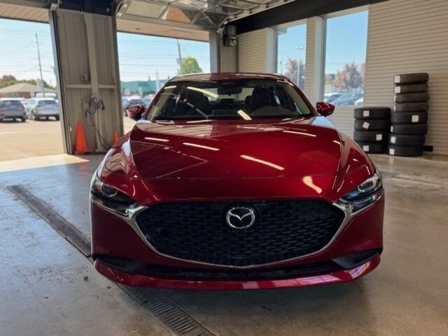 2025 MAZDA Mazda3 2025 Soul Red Crystal Metallic