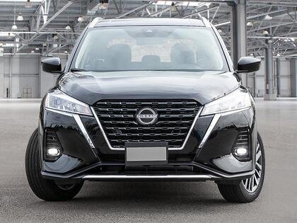 2025 Nissan Kicks Play 2025 Black