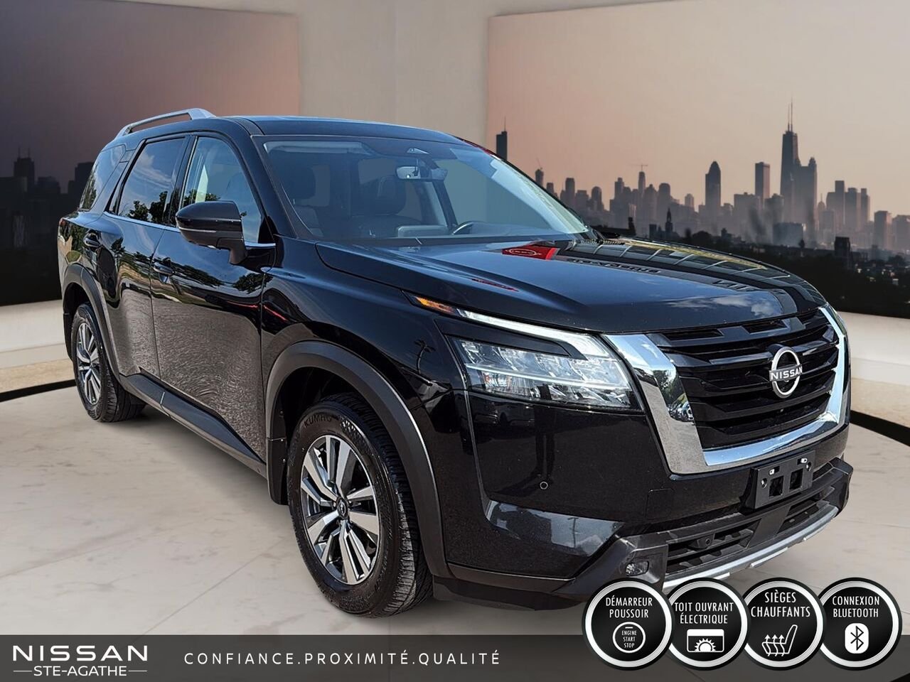 Nissan Pathfinder 2024 Noir Ste-Agathe des Monts - photo #2
