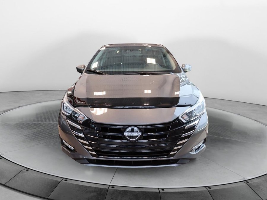 Nissan Versa 2024 2024 Gris