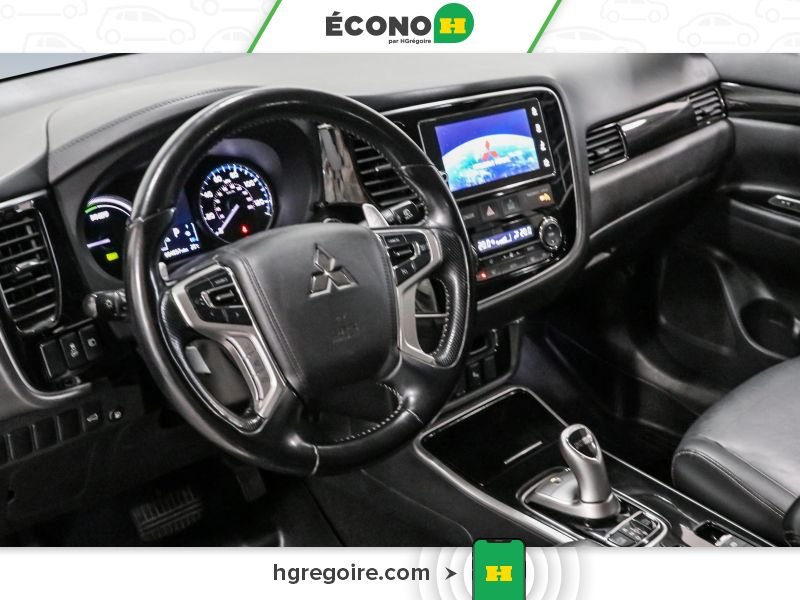 Mitsubishi Outlander PHEV 2018 Gris Laval - photo #10