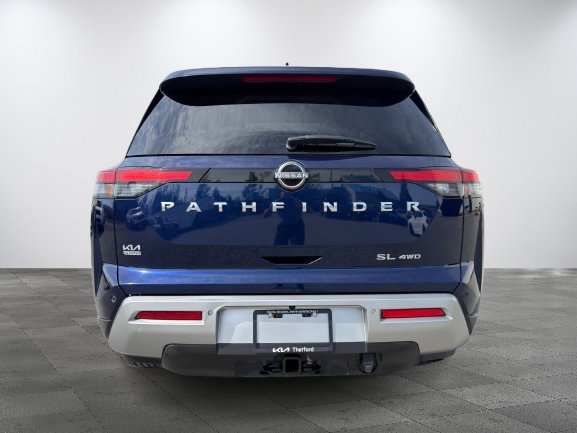 Nissan Pathfinder 2024 Bleu Thetford Mines - photo #3