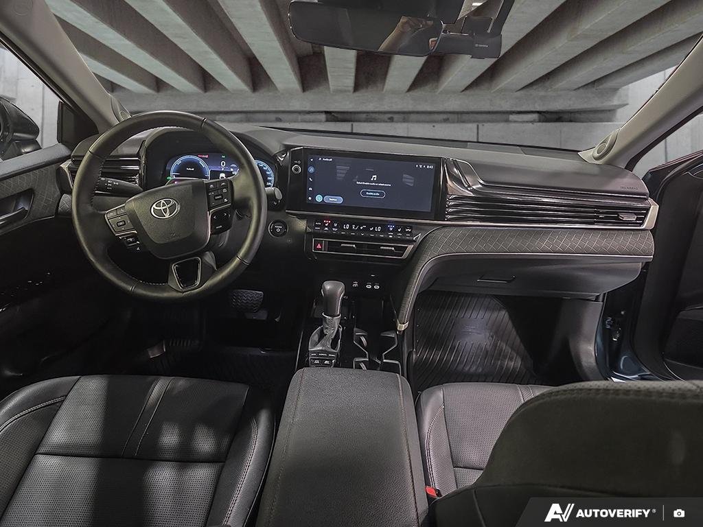 2025 Toyota Camry S2502111 | XLE Blue Edmonton - photo #23