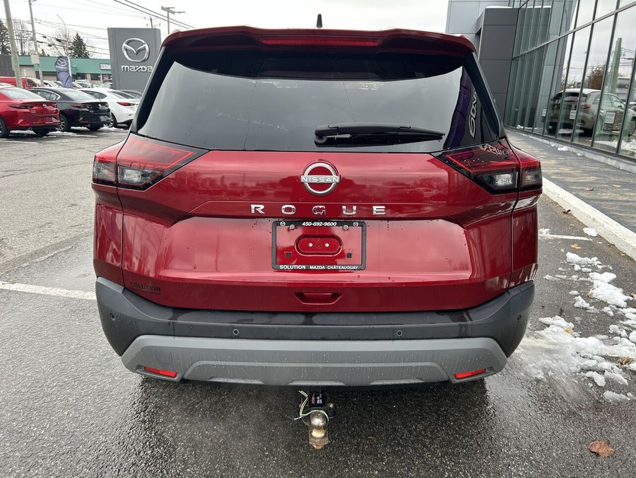 2022 Nissan Rogue 2022 Red