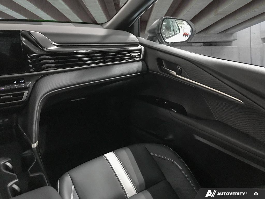 2025 Toyota Camry S2501988 | SE Upgrade White Edmonton - photo #24