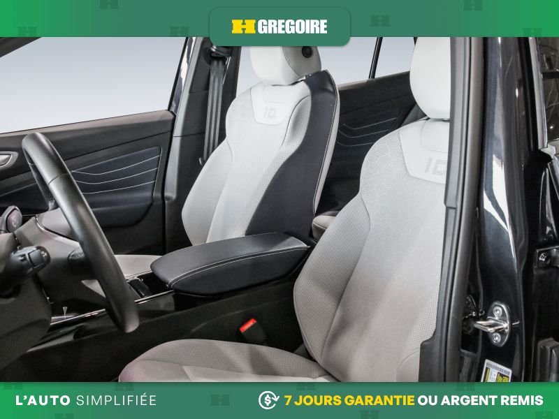 2025 Volkswagen ID.4 Black Blainville - photo #22