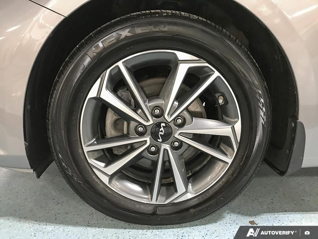 2023 Kia Forte5 2601570A | EX gray Edmonton - photo #5