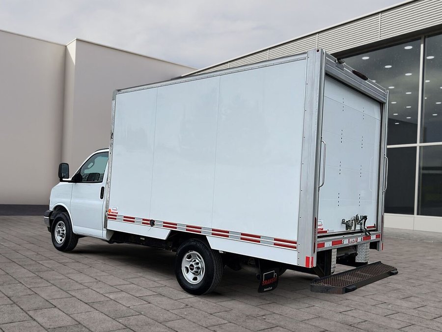 GMC Fourgonnette commerciale Savana 2023 2023 Blanc