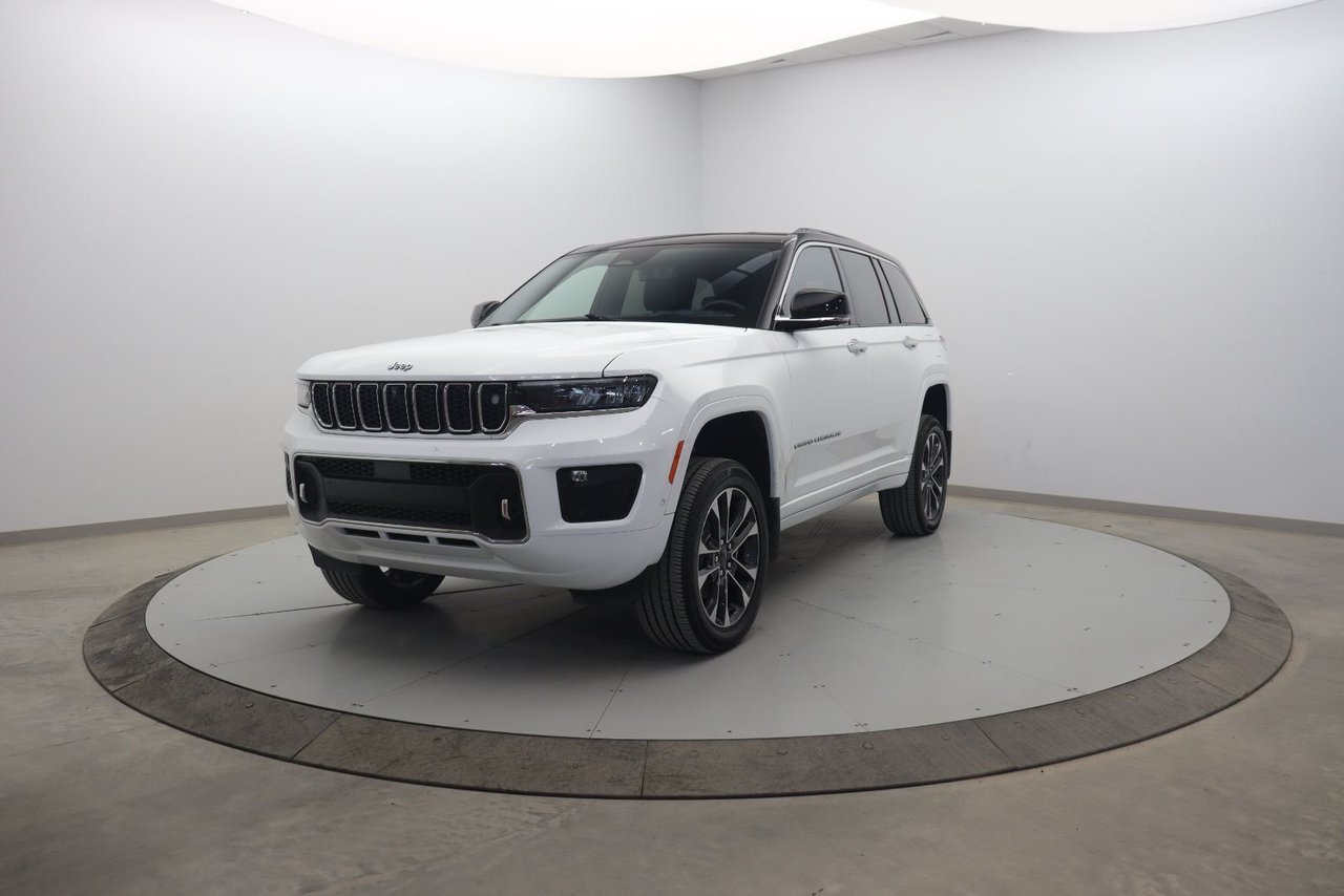 Jeep Grand Cherokee NIV 1C4RJHDG7P8804897 2023 Blanc Baie-Comeau - photo #0