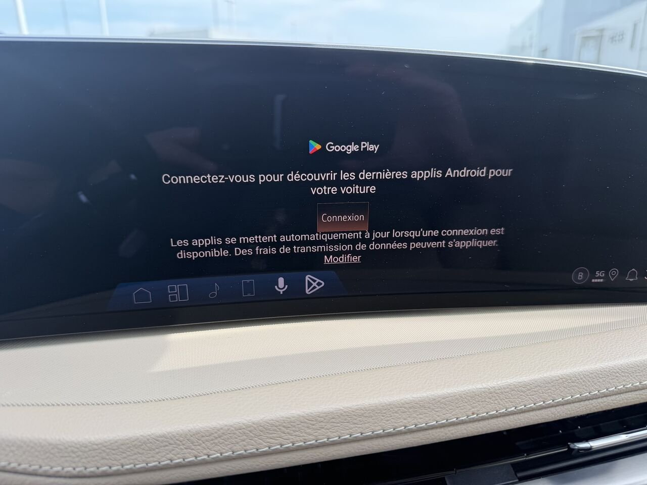2024 Cadillac XT4 LURURY AWD FINANCEMENT À PARTIR DE 3.99% White Laval - photo #24