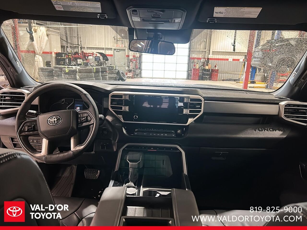 2026 Toyota Tundra SR5 Double Cab 4x4 caisse longue Magnetic Grey Metallic Val-d'Or - photo #9