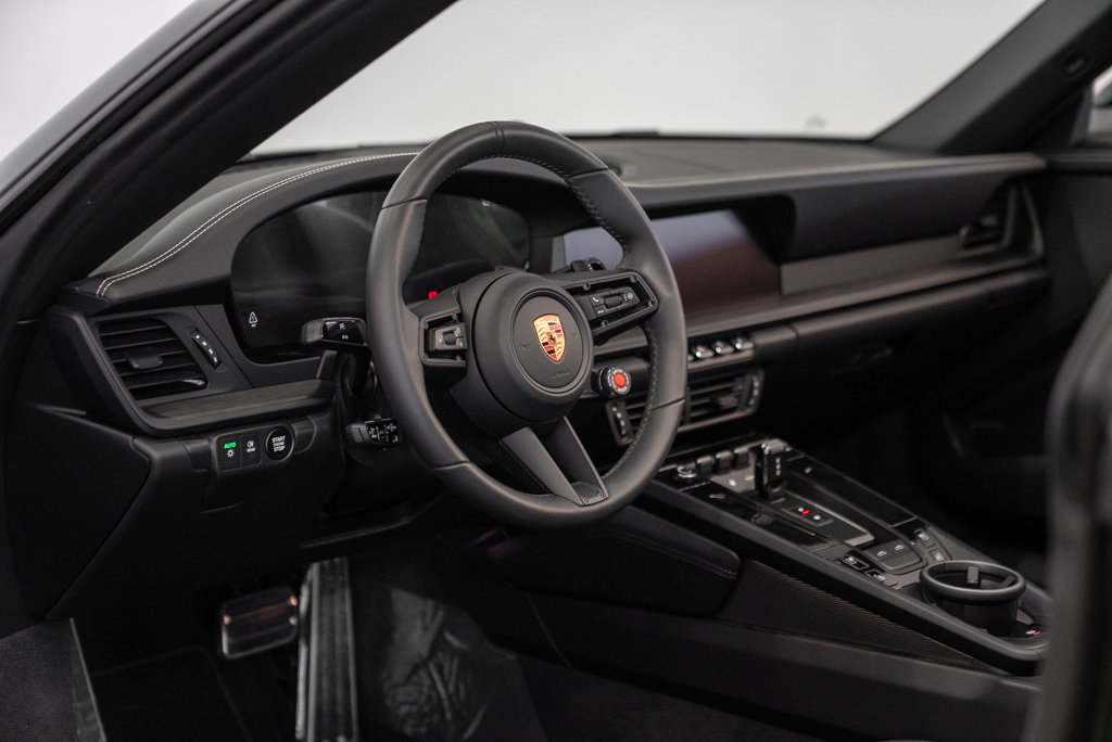 2026 Porsche 911 Targa 4 GTS Green Kirkland - photo #20